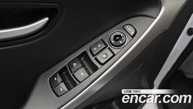 Hyundai i30 2015 — photo 18