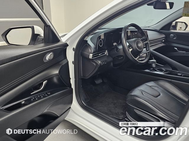 Hyundai AVANTE 2022 — photo 11