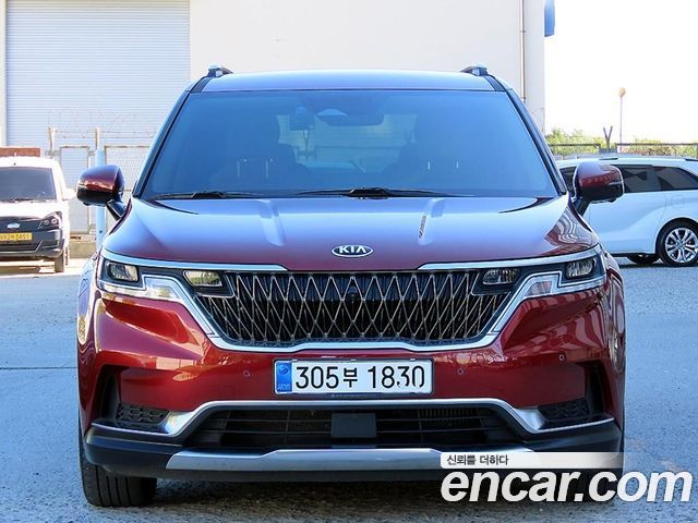 Kia Canival 2021 — photo 1