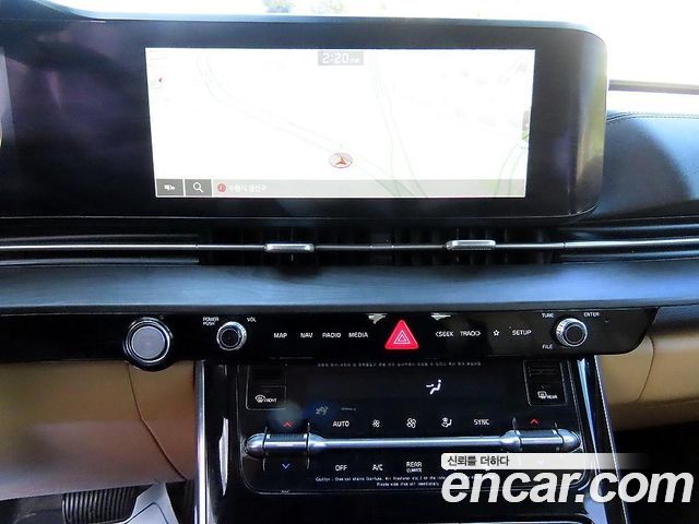 Kia Canival 2021 — photo 13