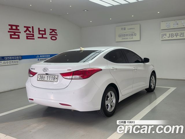 Hyundai AVANTE 2014 — photo 2