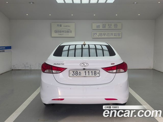 Hyundai AVANTE 2014 — photo 4