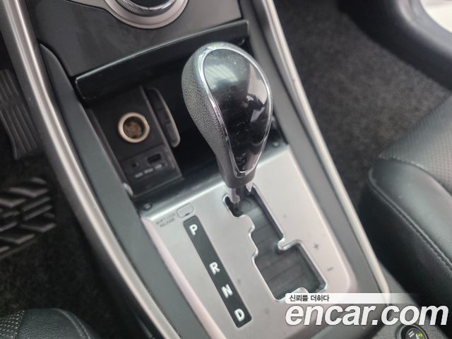 Hyundai AVANTE 2014 — photo 9