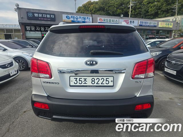 Kia Sorento 2012 — photo 4