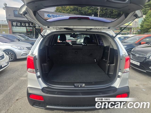 Kia Sorento 2012 — photo 18