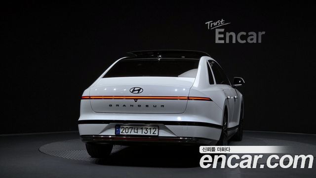 Hyundai Grandeur 2023 — photo 4