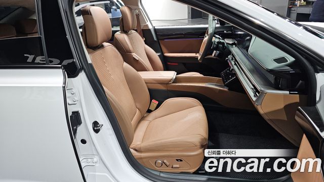 Hyundai Grandeur 2023 — photo 16