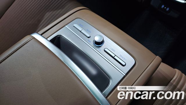 Hyundai Grandeur 2023 — photo 38