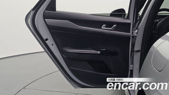 Kia K5 2026 — photo 15