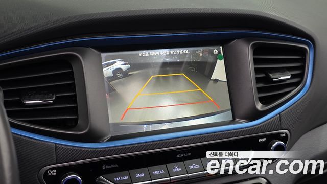Hyundai Ioniq 2018 — photo 14