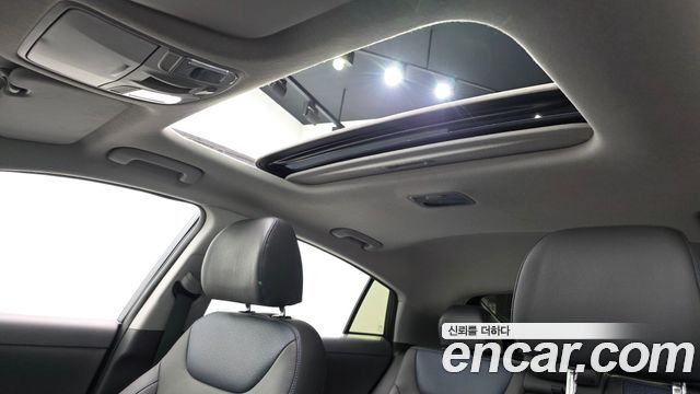 Hyundai Ioniq 2018 — photo 19