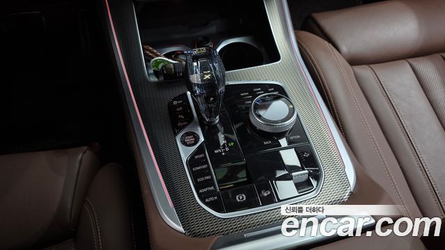 BMW X5 2022 — photo 12