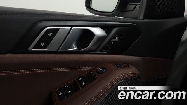 BMW X5 2022 — photo 25