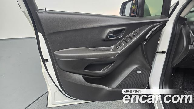 Chevrolet Korea Trax 2016 — photo 14
