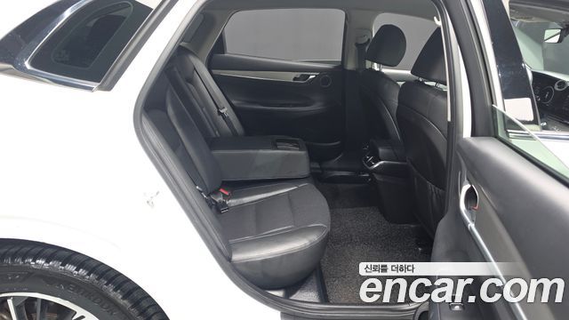 Hyundai Grandeur 2022 — photo 17