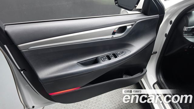 Hyundai Grandeur 2022 — photo 14