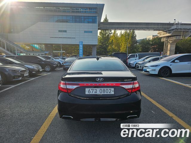Hyundai Grandeur 2016 — photo 5