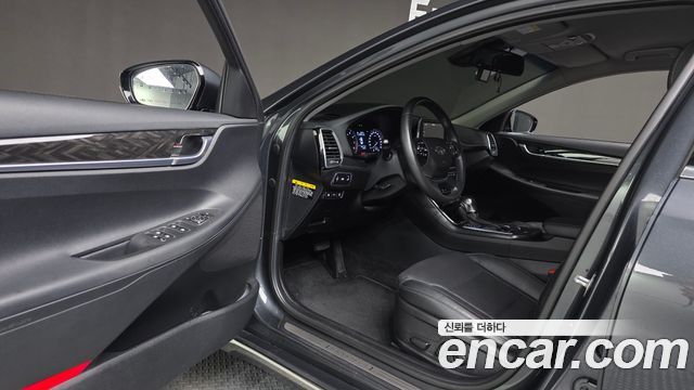 Hyundai Grandeur 2018 — photo 10