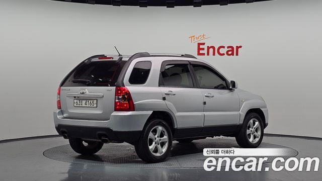 Kia Sportage 2010 — photo 2