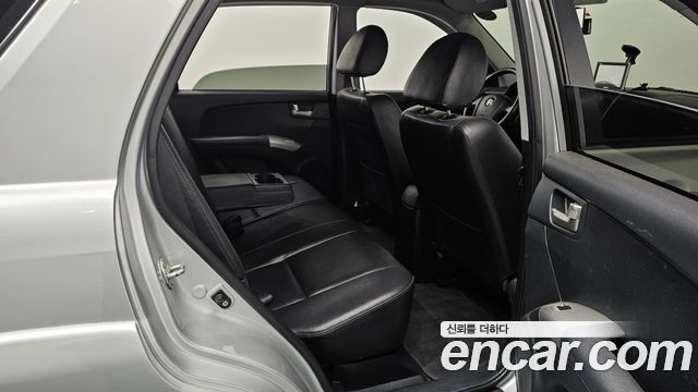 Kia Sportage 2010 — photo 12