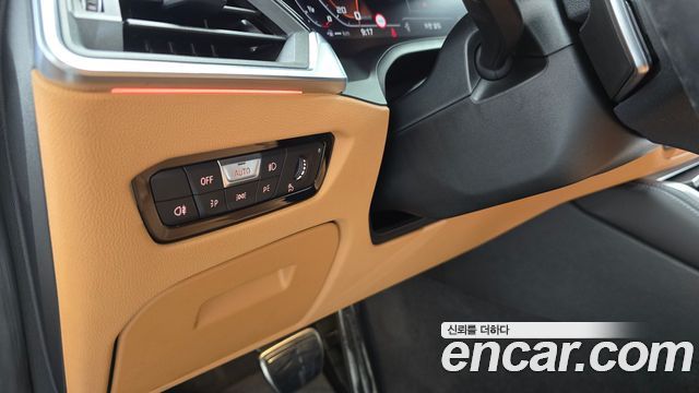 BMW 4-Series 2021 — photo 26