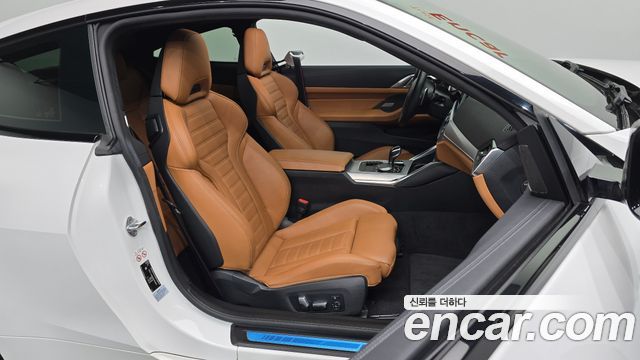 BMW 4-Series 2021 — photo 16