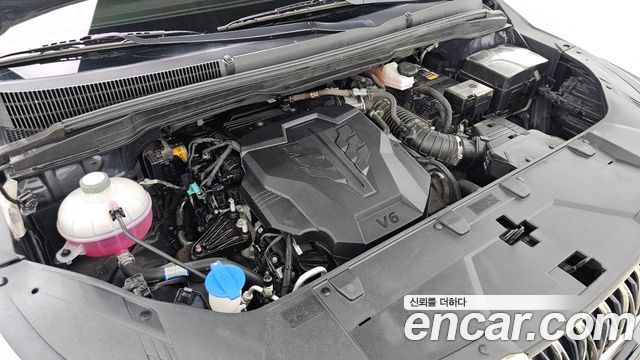 Kia Canival 2023 — photo 6