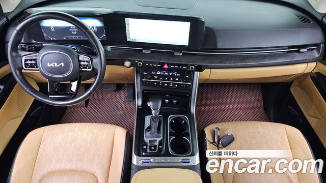 Kia Canival 2023 — photo 10
