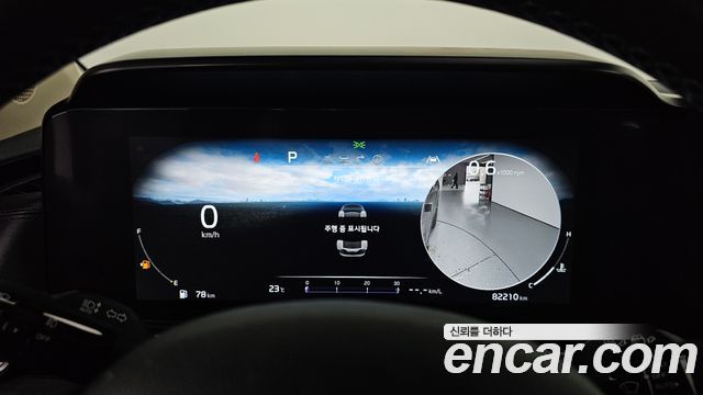 Kia Canival 2023 — photo 11
