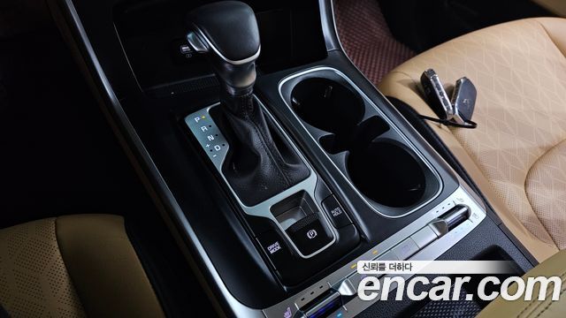 Kia Canival 2023 — photo 12