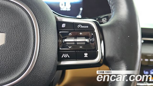 Kia Canival 2023 — photo 27