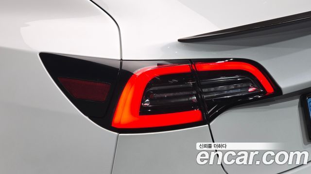 Tesla Model 3 2020 — photo 9