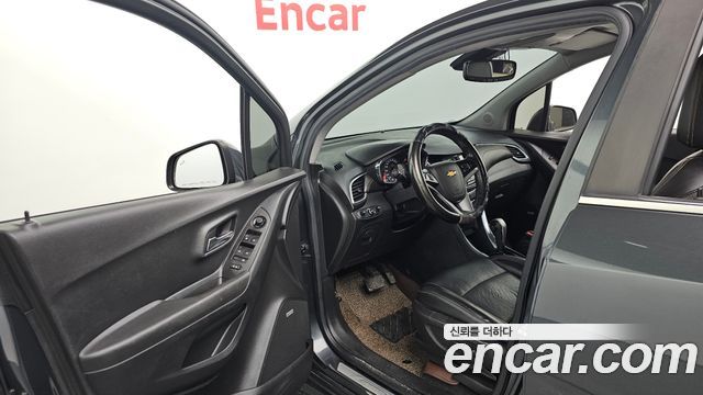 Chevrolet Korea Trax 2017 — photo 13