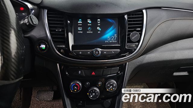 Chevrolet Korea Trax 2017 — photo 20