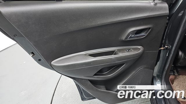 Chevrolet Korea Trax 2017 — photo 15