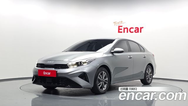 Kia K3 2022 — photo 1