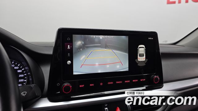 Kia K3 2022 — photo 22