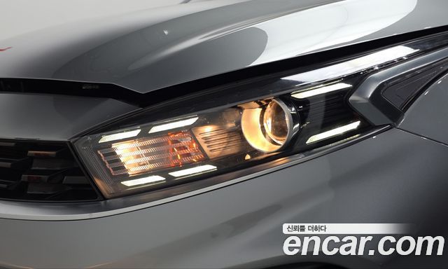 Kia K3 2022 — photo 8