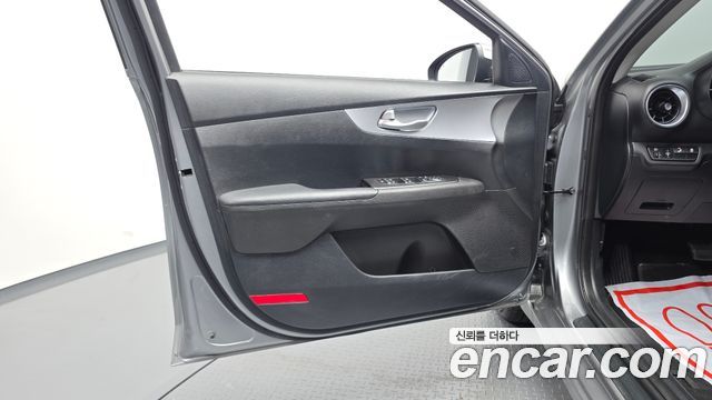 Kia K3 2022 — photo 14