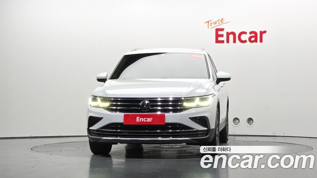 Volkswagen Tiguan 2022 — photo 3