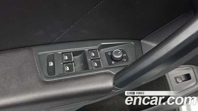 Volkswagen Tiguan 2022 — photo 30