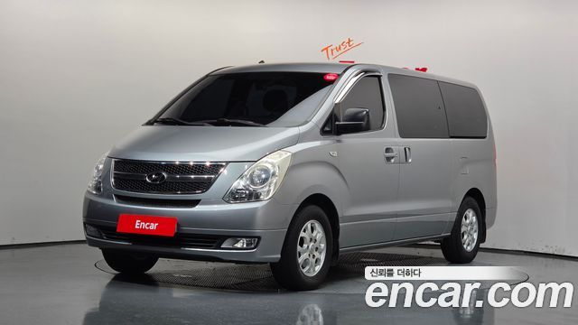 Hyundai Starex 2015 — photo 1