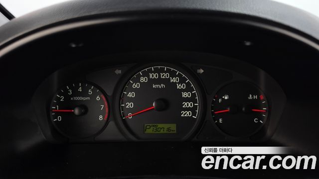Hyundai Starex 2015 — photo 8