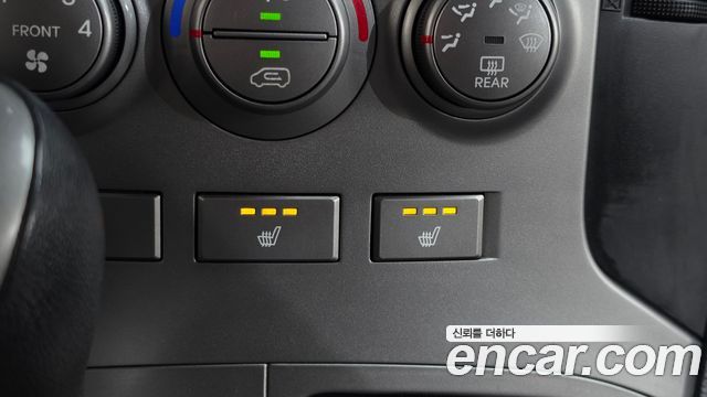 Hyundai Starex 2015 — photo 16
