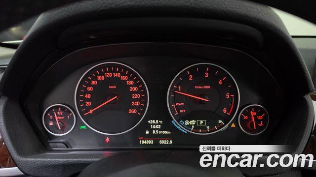 BMW 3-Series 2013 — photo 8