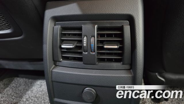 BMW 3-Series 2013 — photo 18
