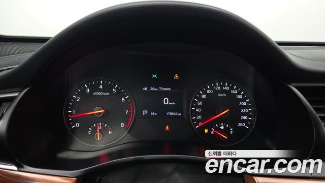 Kia K7 2016 — photo 8