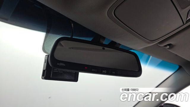 Kia K7 2016 — photo 19
