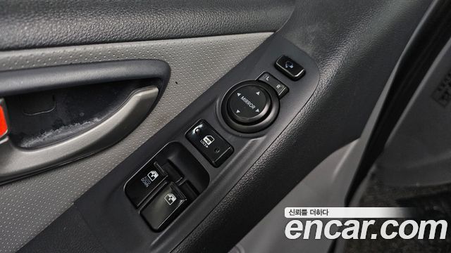 Hyundai Starex 2016 — photo 15