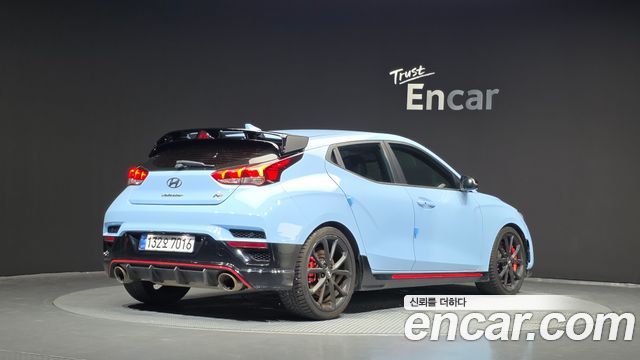 Hyundai Veloster 2021 — photo 2
